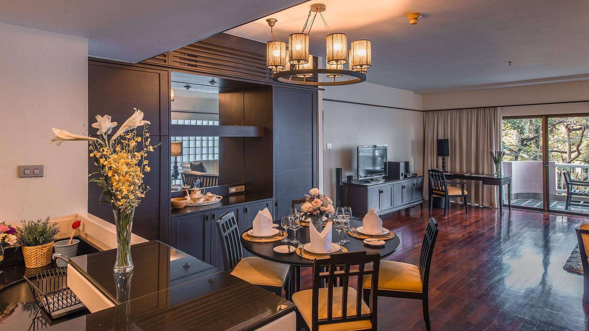 Pantip Suites Bangkok Ngoại thất bức ảnh