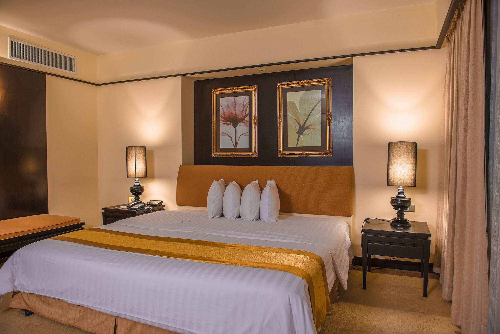 Pantip Suites Bangkok Ngoại thất bức ảnh