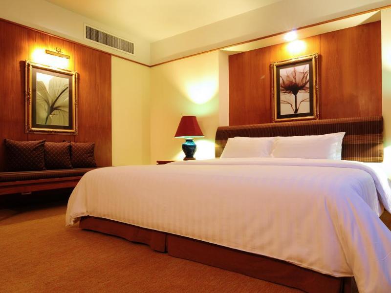 Pantip Suites Bangkok Ngoại thất bức ảnh