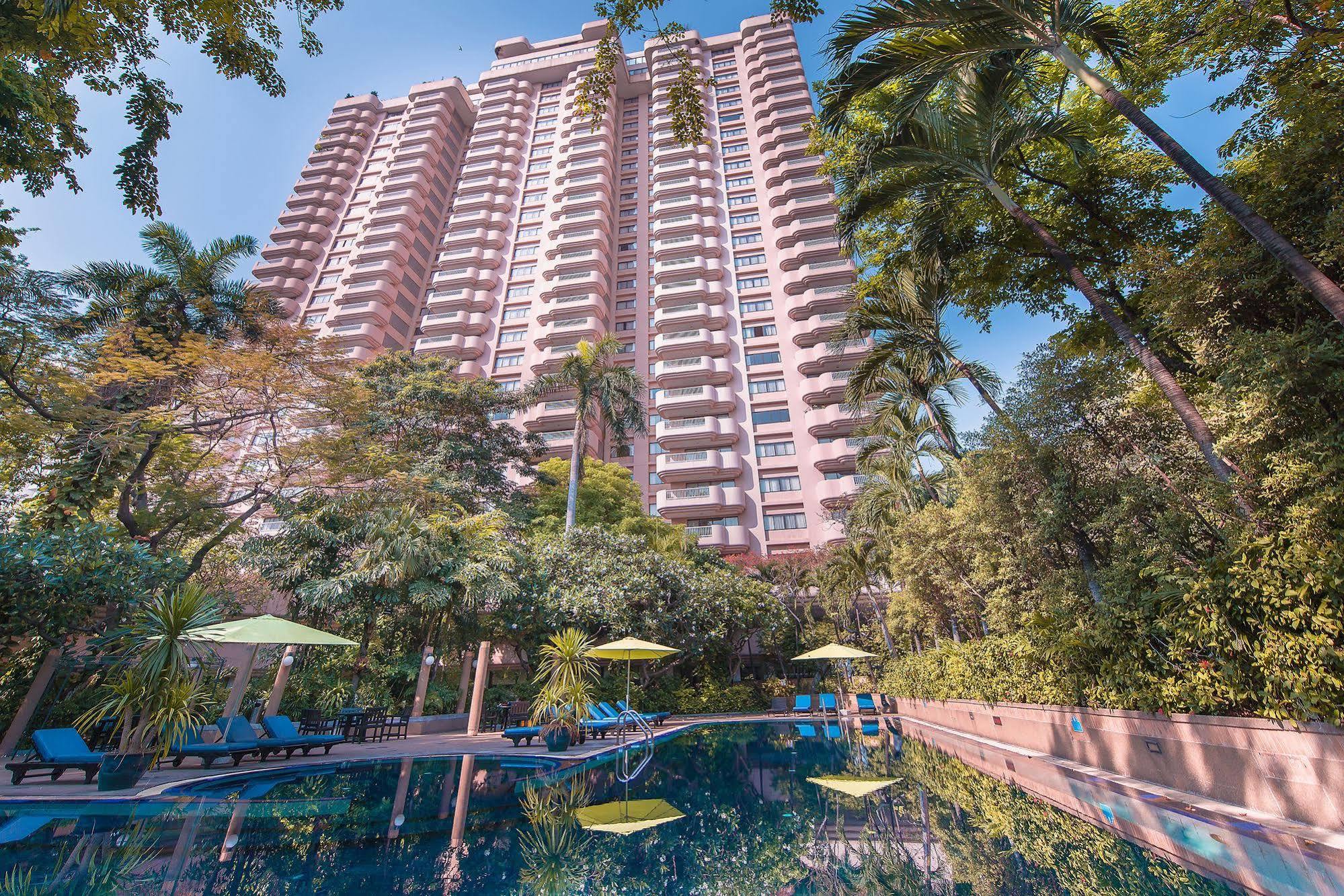 Pantip Suites Bangkok Ngoại thất bức ảnh