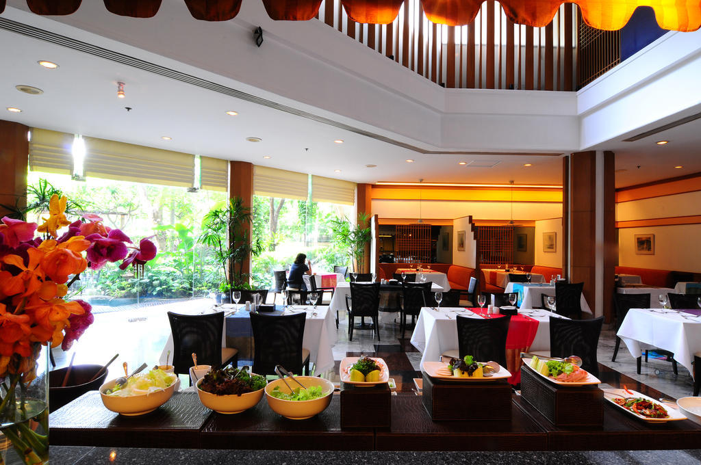 Pantip Suites Bangkok Ngoại thất bức ảnh