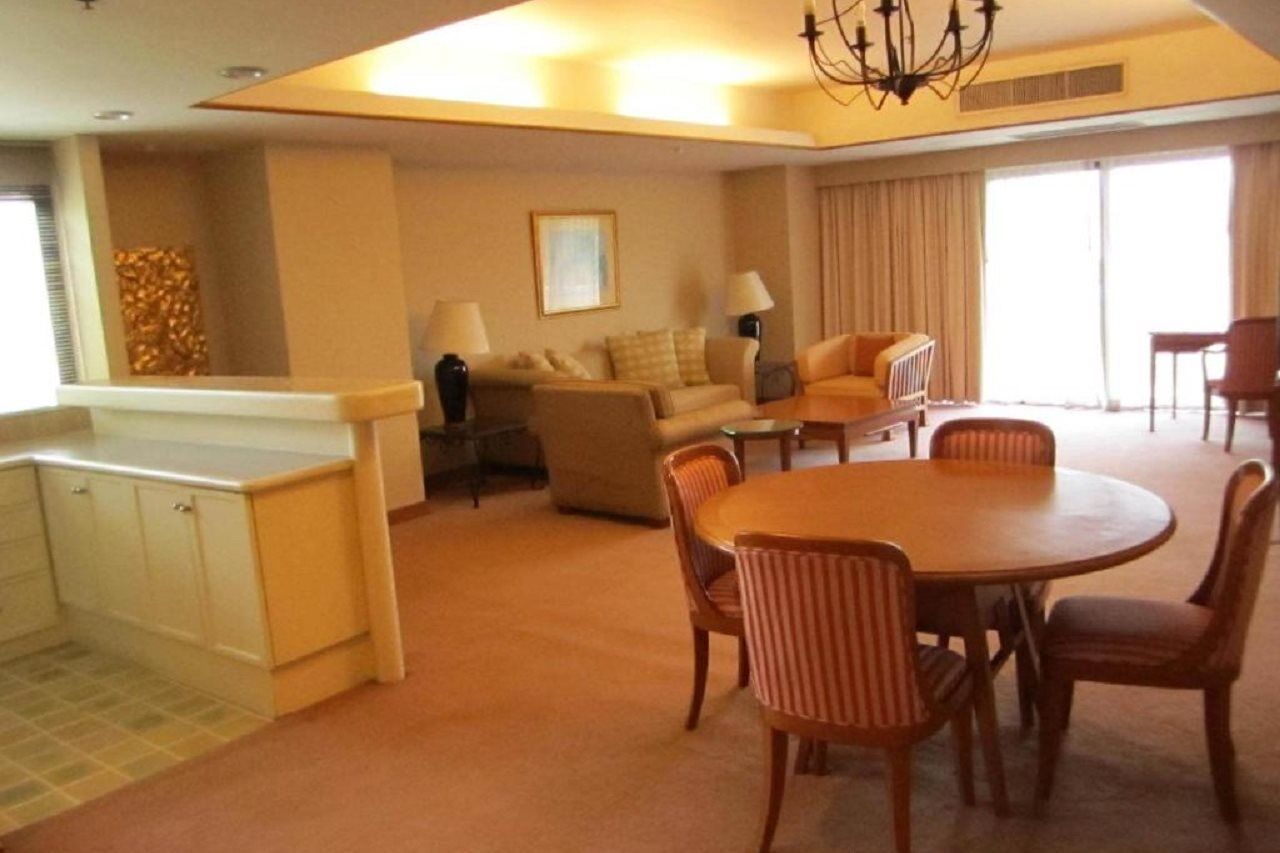 Pantip Suites Bangkok Ngoại thất bức ảnh